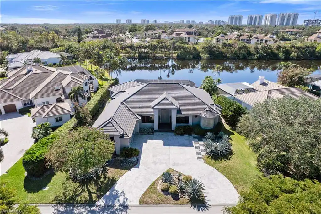 Meticulously Maintained Home in Audubon Golf & Country Club