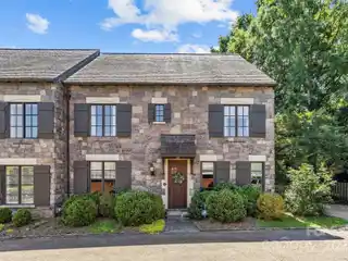 Fabulous End-Unit Luxury Townhome