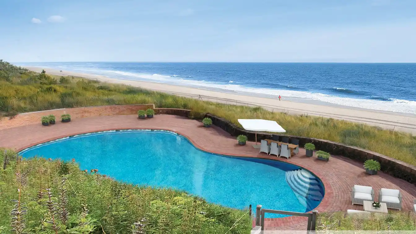 Prime East Hampton Oceanfront Compound for Lease