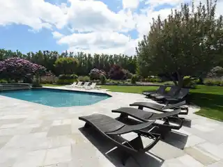 Beautiful Newly Renovated Carriage House for Rent