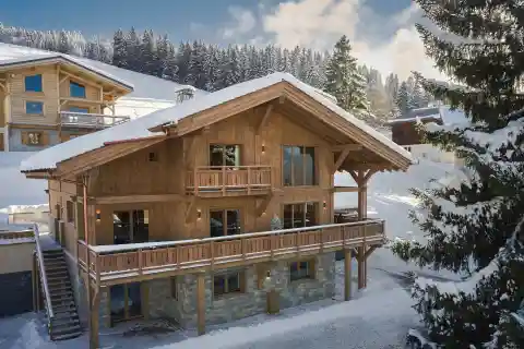Authentic Luxury Chalet in the Espace Diamant
