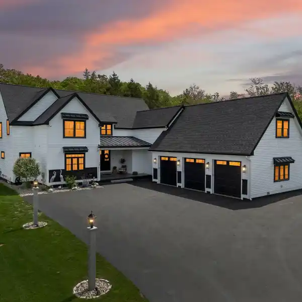 BESPOKE COLONIAL RETREAT ON OVER THREE ACRES