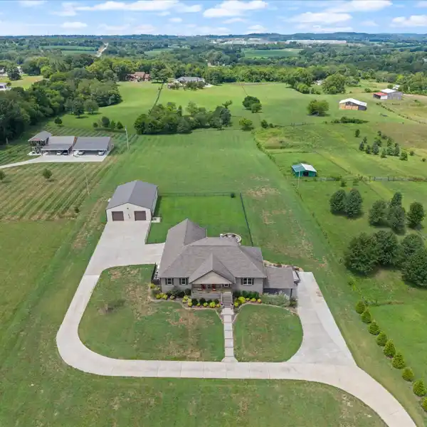 GORGEOUS RANCH HOME WITH FULL FINISHED BASEMENT