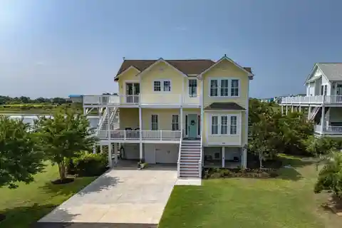 Privacy and Convenience on the Intracoastal Waterway