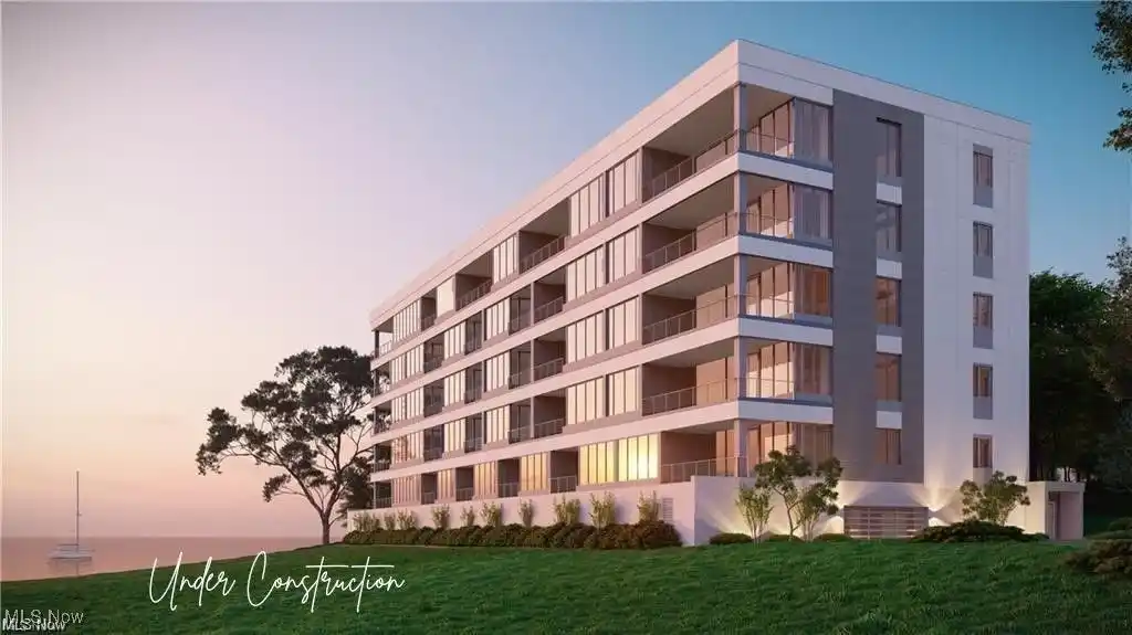Luxury Lakefront Condo at Waterwood Resort