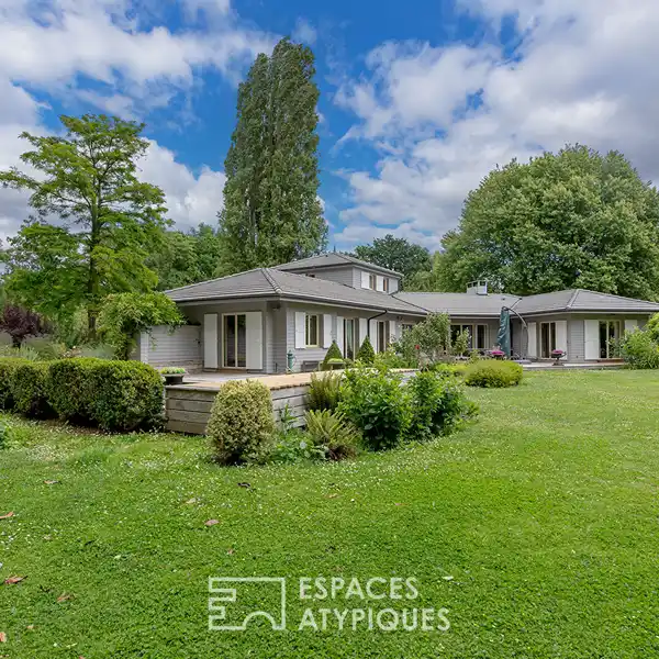 RARE PRIVATE ESTATE IN THE EURE VALLEY