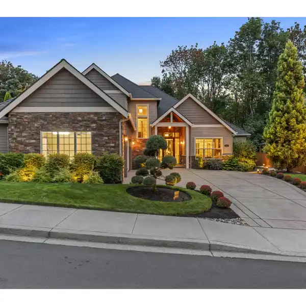 EXCEPTIONAL HOME ON A QUIET CUL-DE-SAC