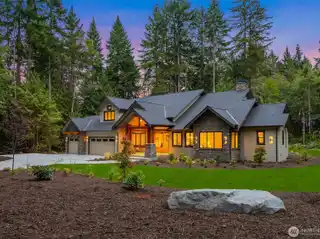 Premier Estate on 4.75 Serene Acres