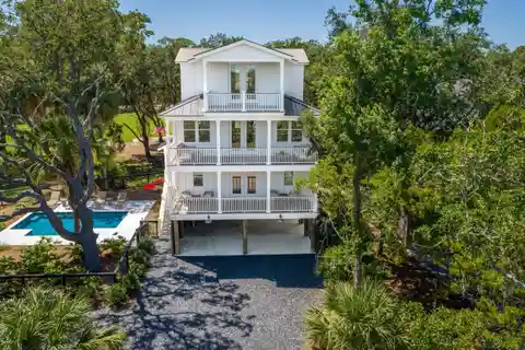 Stunning Pinnacle of Coastal Living