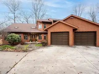 Luxurious Retreat Nestled in the Heart of Suncrest