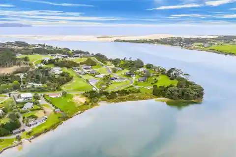 Lovely Design Meets Relaxed Coastal Living