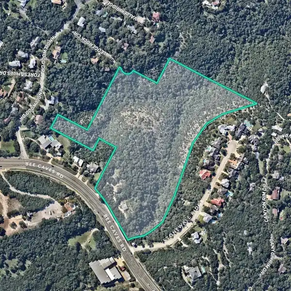 EXCLUSIVE 21-PLUS-ACRE PROPERTY