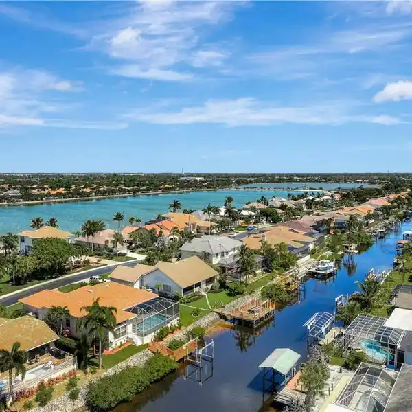 GULF ACCESS HOME IN PRESTIGIOUS HARBORAGE