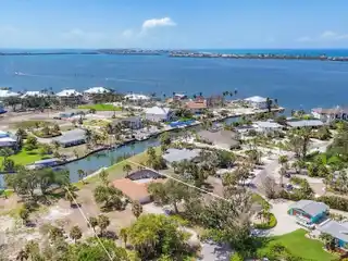 Incredible Cape Haze Home