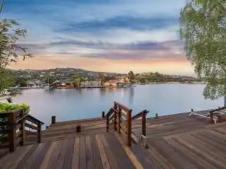 Impressive Property on the Belvedere Lagoon