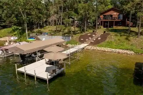 Neat and Clean Cross Lake Home