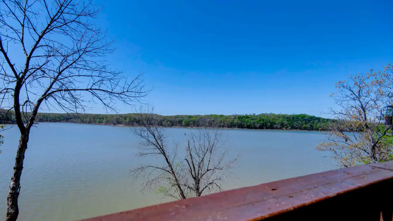 Meticulously Cared for Home on Table Rock Lake