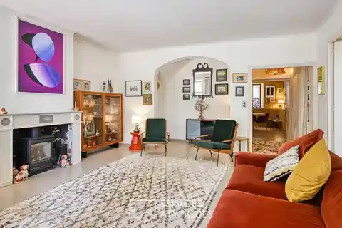 Carefully Renovated Provencal Gem