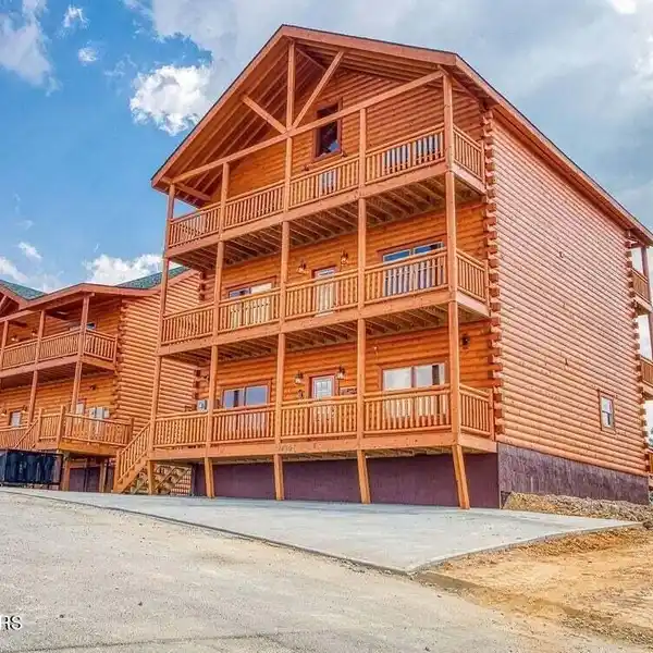 TWO CABINS NEAR PIGEON FORGE - COMPOUND POTENTIAL