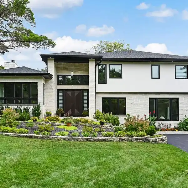 STUNNING NEW BUILD  ON 1.35 ACRES IN PALOS PARK