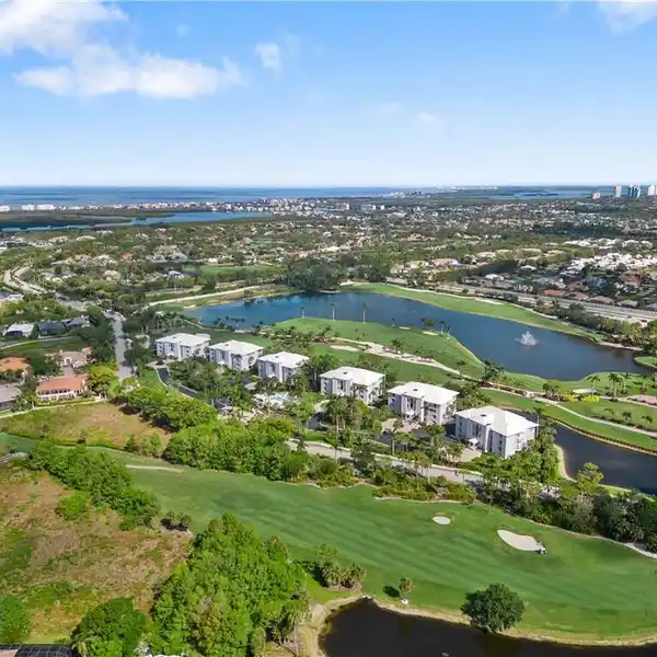 GREAT CONDO WITH SPECTACULAR GOLF AND LAKE VIEWS