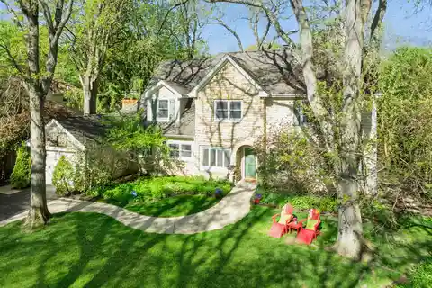 Elegant Retreat in Top-ranked School District