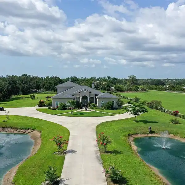 QUIET LUXURY ON OVER FIVE ACRES