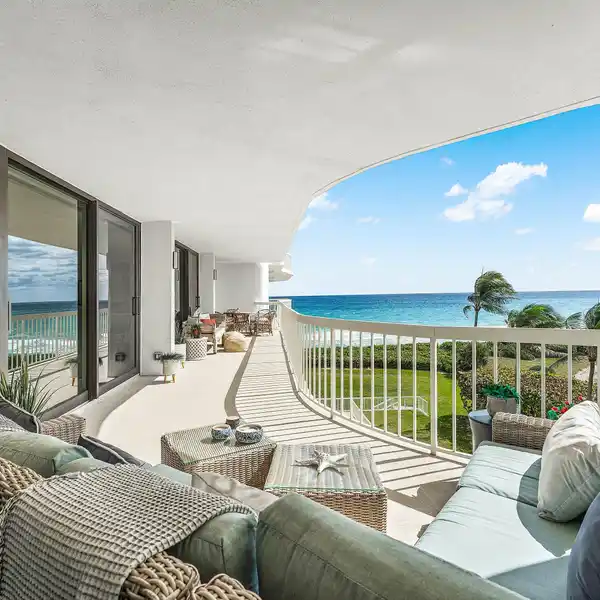 PRISTINE RESIDENCE WITH SUN FILLED OCEAN VIEWS