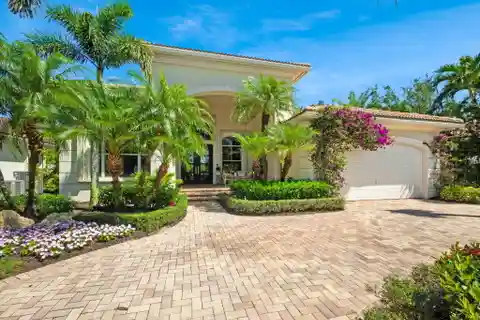 Lovely Home in the Heart of Frenchmans Reserve