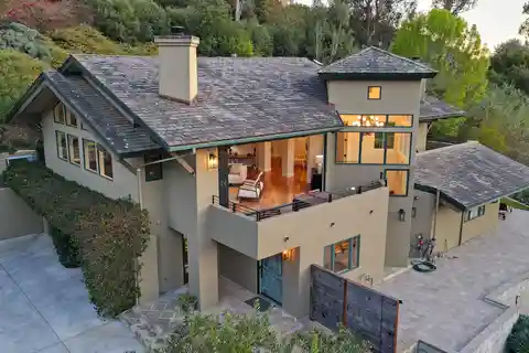 Contemporary Retreat Above Sycamore Canyon