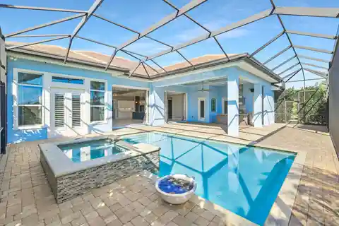 Luxurious Lakefront Home at Naples Reserve