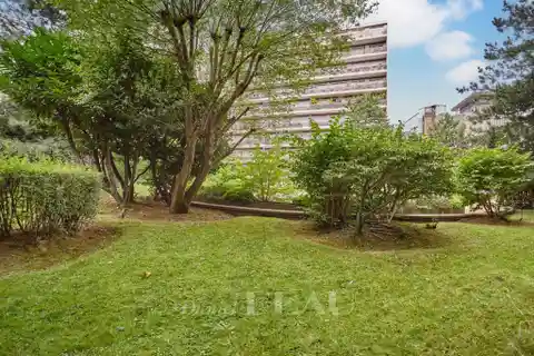 Bright Apartment with Outdoor Space