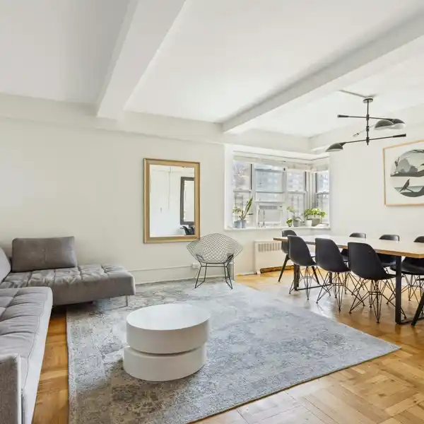 SPACIOUS HILLMAN CO-OP STEPS FROM ESSEX MARKET