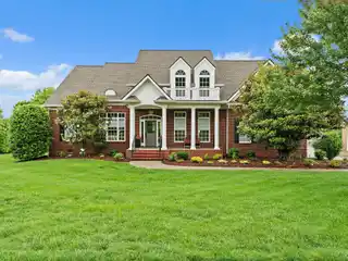 Luxury and Comfort in Coveted Benington