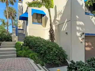 Fairway Bay's Finest Remodeled Corner Unit