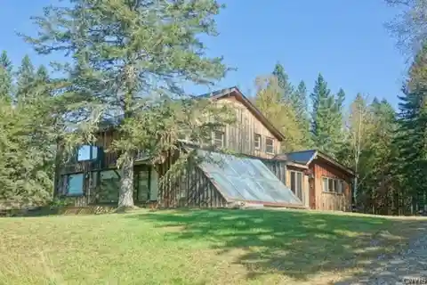 Rustic Mountain Home on 35 Wooded Acres