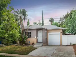 Spacious Encino Park Home on a Private Lot