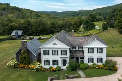 Designer's Country Retreat