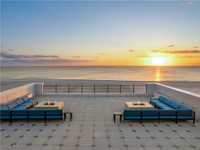 A UNIQUE BLEND OF SOPHISTICATED ELEGANCE AND SERENE COASTAL VISTAS