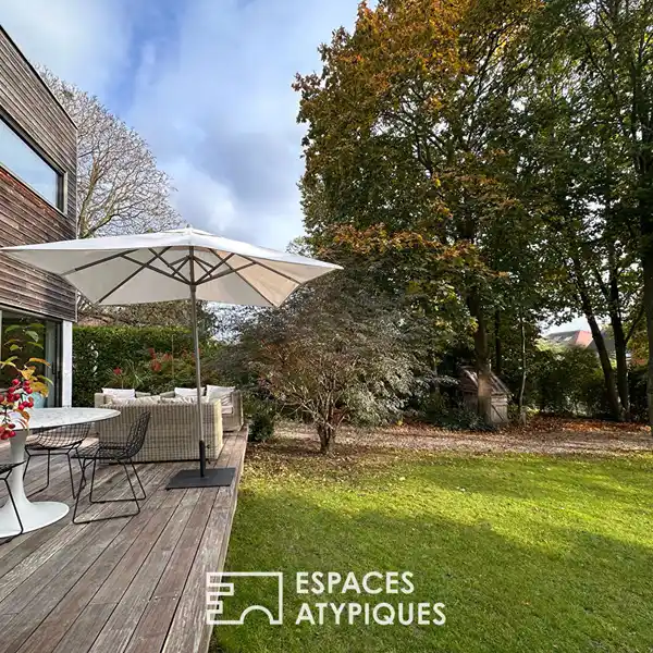 RENOVATED SINGLE-STORY HOME IN CENTRAL LOCATION