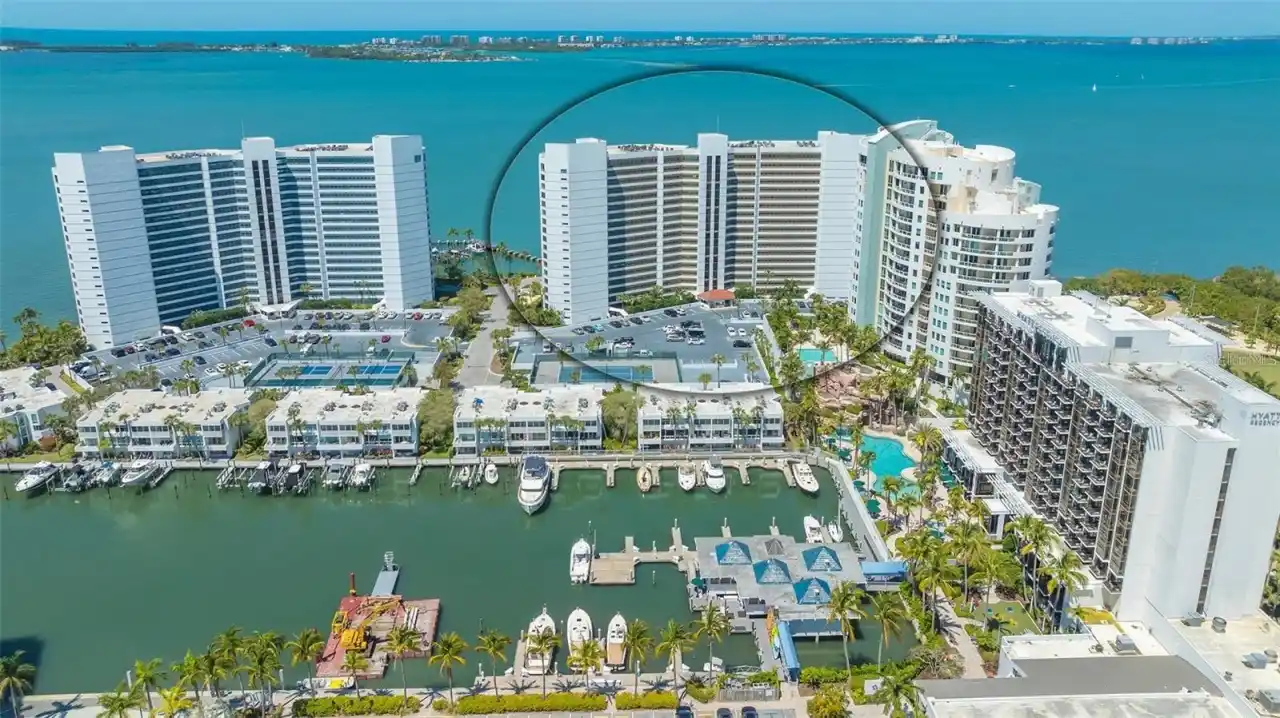 Direct Bayfront Living in Condo on the Bay