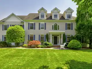 Custom Colonial in Desirable Landon's Knoll