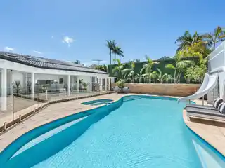 Exquisite Residence on Estate-Like Grounds