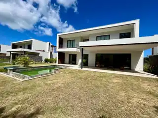 Exquisite Fully Furnished Villa