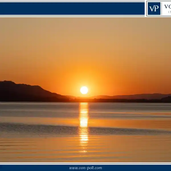 SPECIAL WATERFRONT PROPERTY