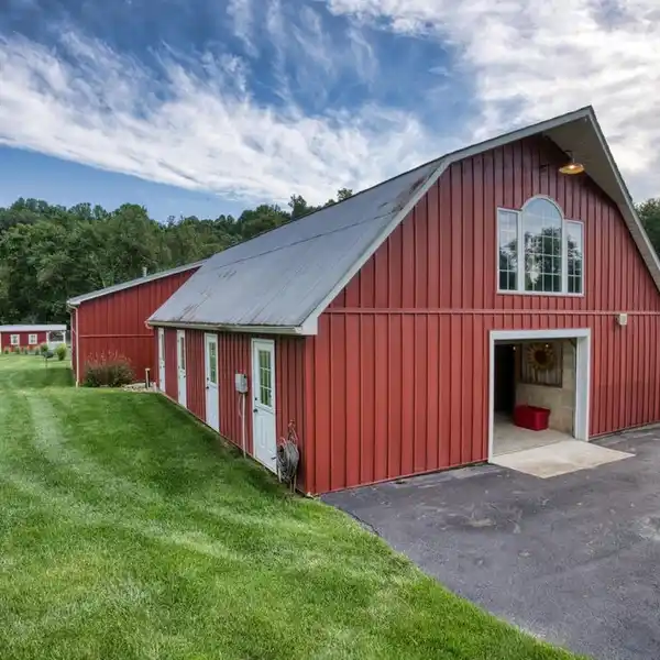 STUNNING OASIS IN GORGEOUS SERENE SETTING