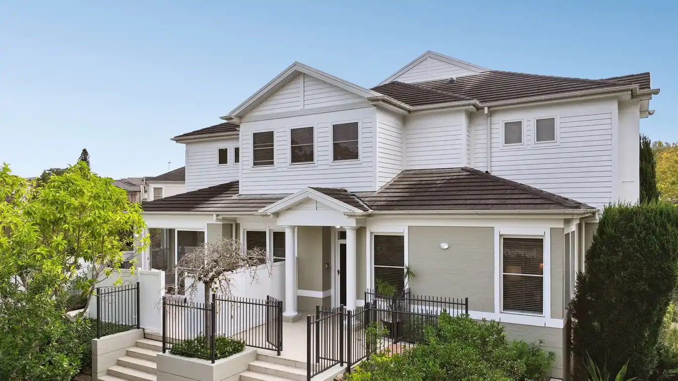 An Elegant Tribute to Hamptons Architecture