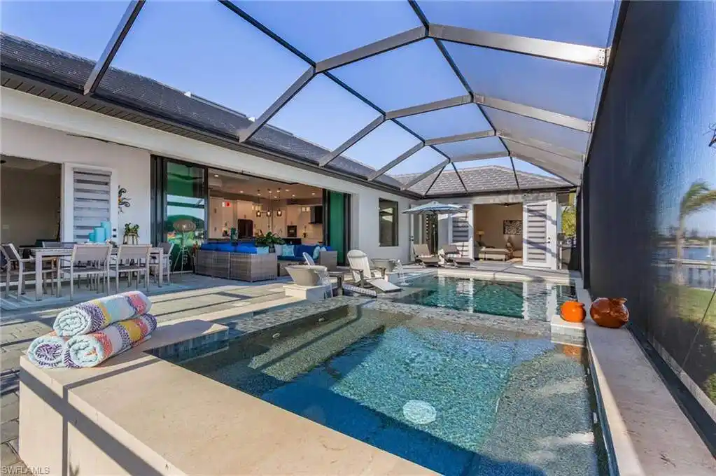 A Delightful Waterfront Lifestyle in Cape Coral