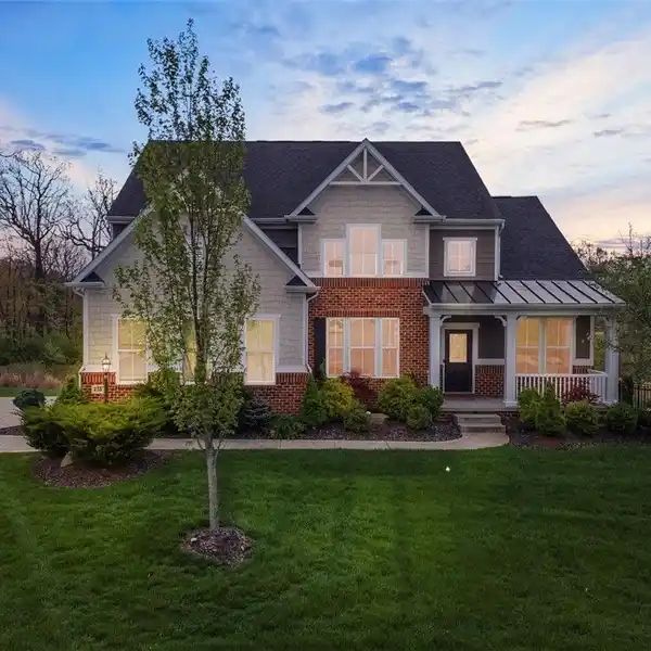 GORGEOUS METICULOUSLY MAINTAINED HOME