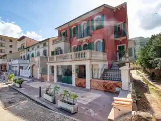 Fantastic 1925 Mansion Villa on the Beach in Puerto De Sóller